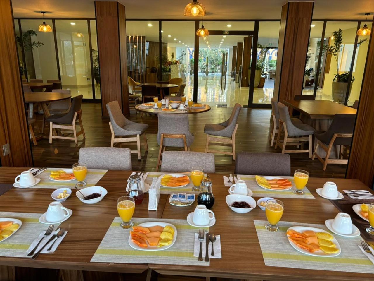 Hotel Cinco Diamantes Atotonilco El Alto Екстер'єр фото