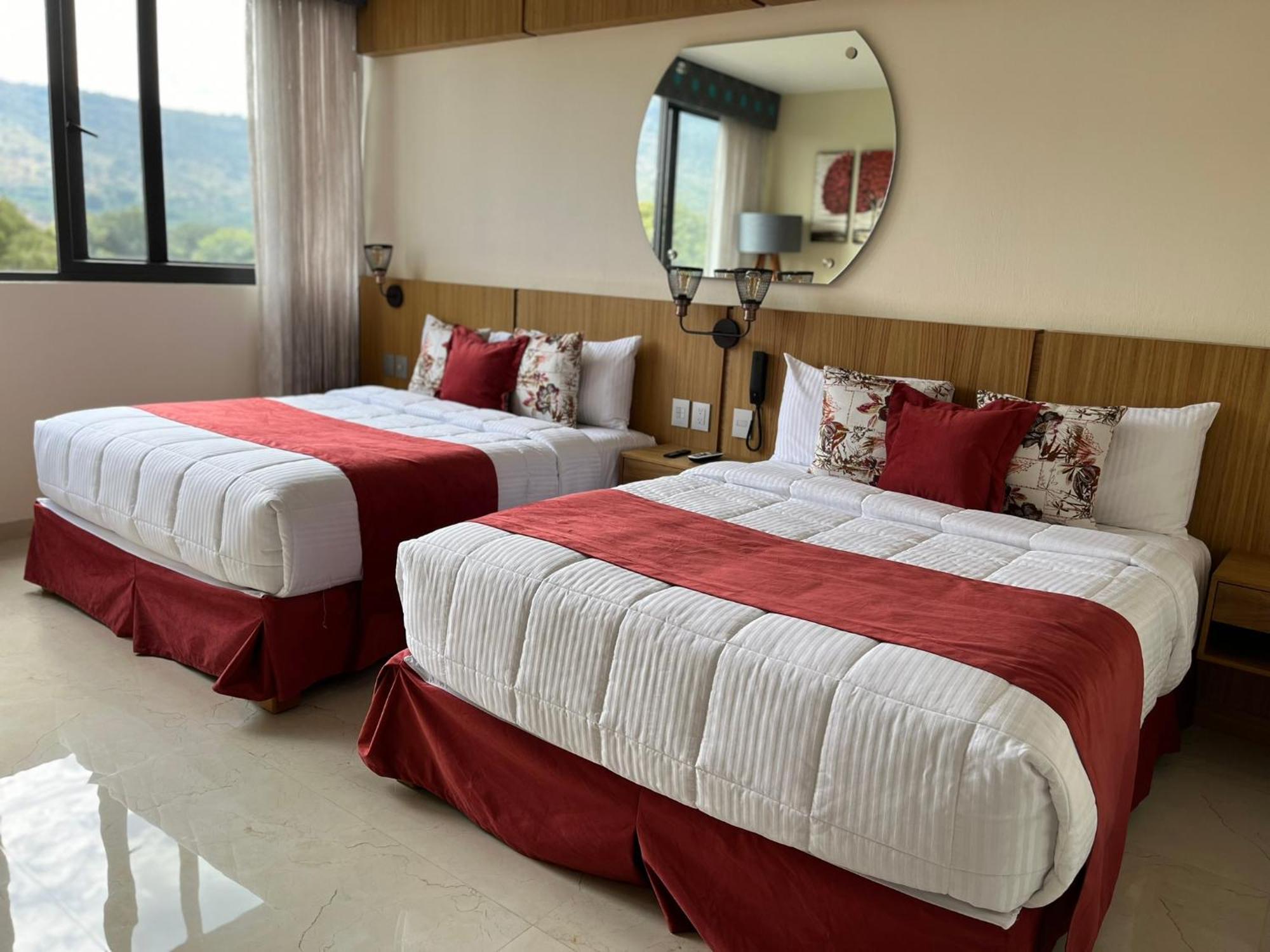 Hotel Cinco Diamantes Atotonilco El Alto Екстер'єр фото